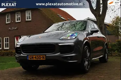 Used PORSCHE CAYENNE Hybrid 2015 Ad 