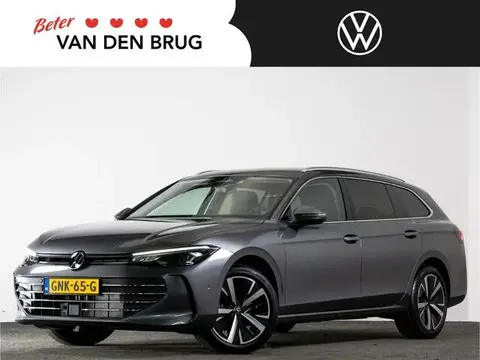 Annonce VOLKSWAGEN PASSAT Essence 2024 d'occasion 