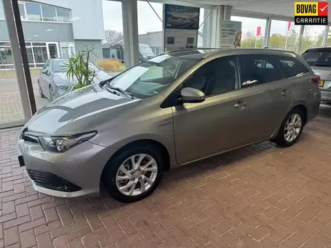 Used TOYOTA AURIS Hybrid 2018 Ad 