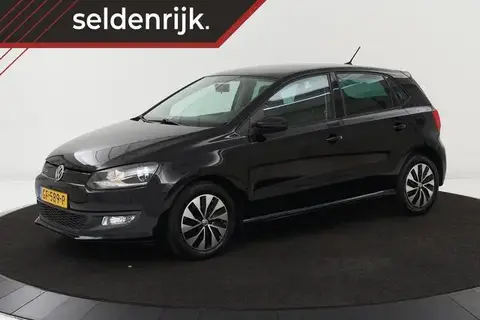 Used VOLKSWAGEN POLO Petrol 2015 Ad 