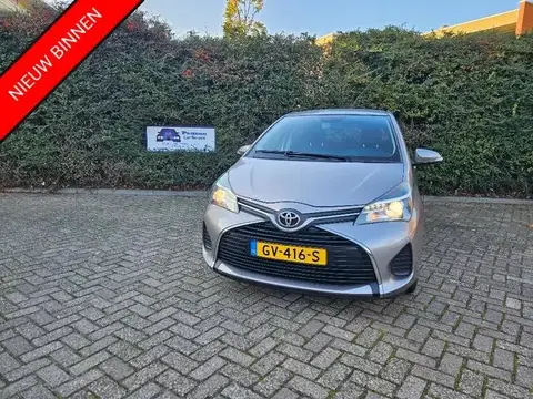 Annonce TOYOTA YARIS Essence 2015 d'occasion 