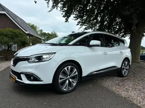 Used RENAULT GRAND SCENIC Petrol 2018 Ad 