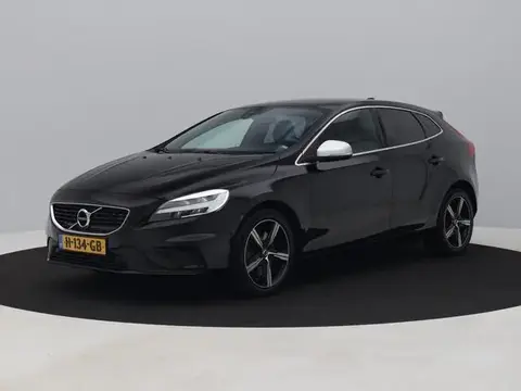 Annonce VOLVO V40 Essence 2020 d'occasion 