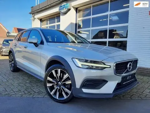 Annonce VOLVO V60 Diesel 2019 d'occasion 