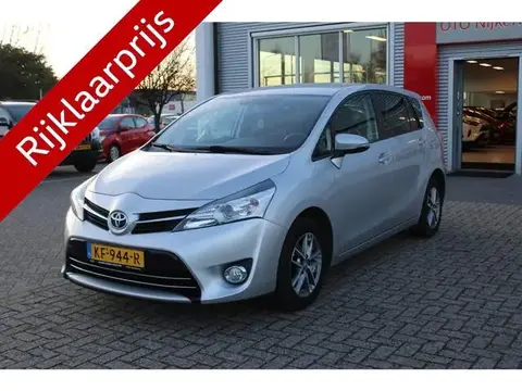 Annonce TOYOTA VERSO Essence 2015 d'occasion 