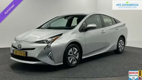 Used TOYOTA PRIUS Hybrid 2019 Ad 