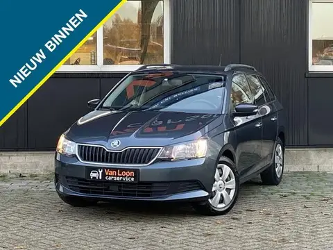 Used SKODA FABIA Petrol 2015 Ad 