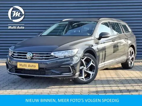 Used VOLKSWAGEN PASSAT Hybrid 2021 Ad 