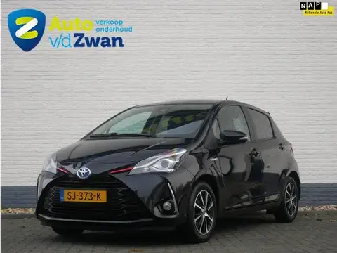 Used TOYOTA YARIS Hybrid 2018 Ad 