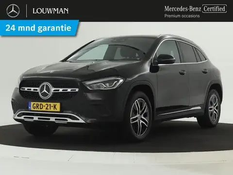 Used MERCEDES-BENZ CLASSE GLA Hybrid 2022 Ad 