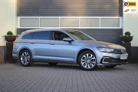 Used VOLKSWAGEN PASSAT Hybrid 2020 Ad 