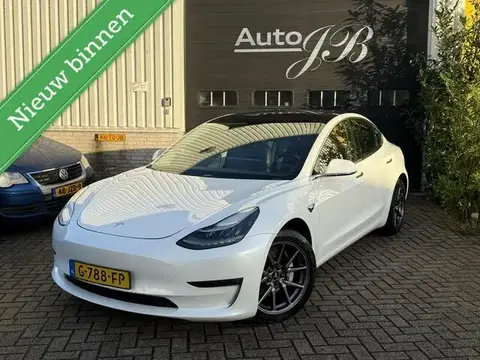 Used TESLA MODEL 3 Electric 2019 Ad 