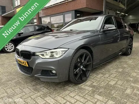 Used BMW SERIE 3 Petrol 2018 Ad 