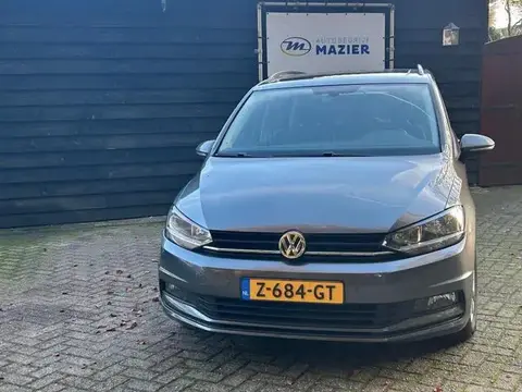 Used VOLKSWAGEN TOURAN Petrol 2019 Ad 