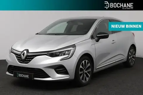 Annonce RENAULT CLIO Essence 2023 d'occasion 