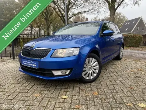 Used SKODA OCTAVIA Petrol 2015 Ad 