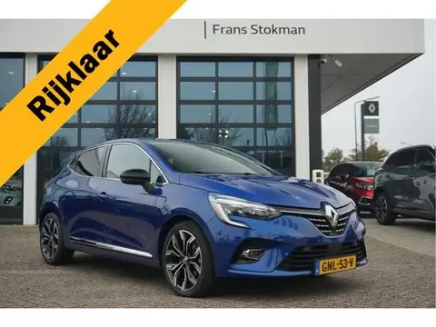 Used RENAULT CLIO Hybrid 2023 Ad 