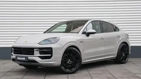 Used PORSCHE CAYENNE Hybrid 2024 Ad 