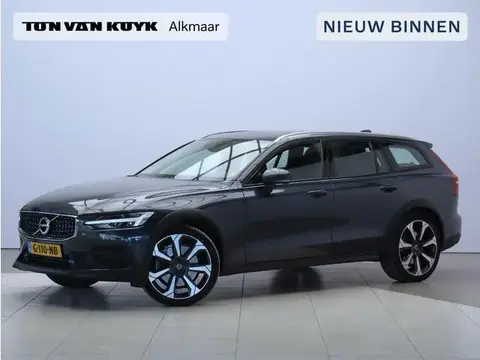 Annonce VOLVO V60 Essence 2019 d'occasion 