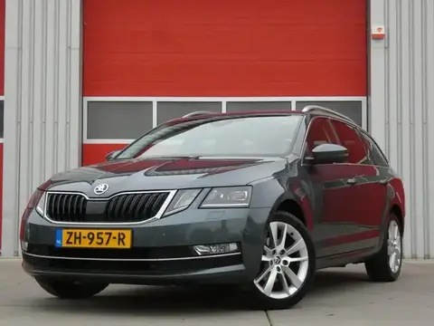 Used SKODA OCTAVIA Petrol 2019 Ad 