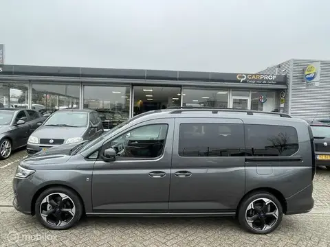 Used FORD TOURNEO Petrol 2022 Ad 