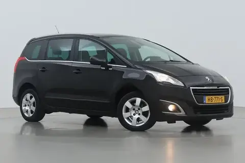 Used PEUGEOT 5008 Petrol 2015 Ad 