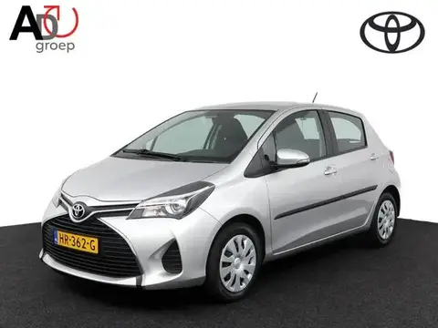 Used TOYOTA YARIS Petrol 2015 Ad 