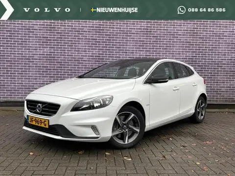 Annonce VOLVO V40 Essence 2016 d'occasion 