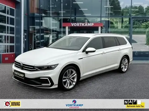 Used VOLKSWAGEN PASSAT Hybrid 2020 Ad 