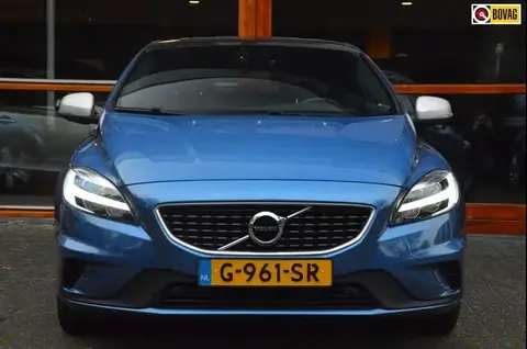 Annonce VOLVO V40 Essence 2019 d'occasion 