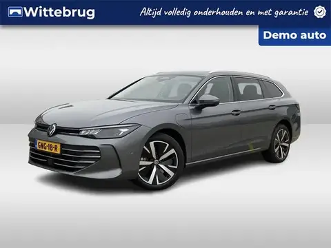 Used VOLKSWAGEN PASSAT Hybrid 2024 Ad 