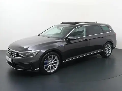 Used VOLKSWAGEN PASSAT Hybrid 2020 Ad 