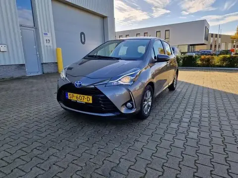 Used TOYOTA YARIS Hybrid 2018 Ad 