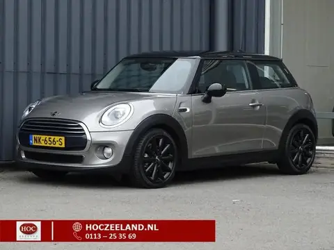 Used MINI COOPER Petrol 2017 Ad 