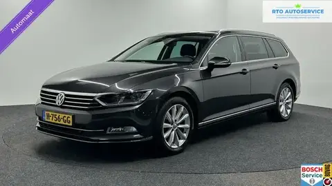 Annonce VOLKSWAGEN PASSAT Essence 2019 d'occasion 