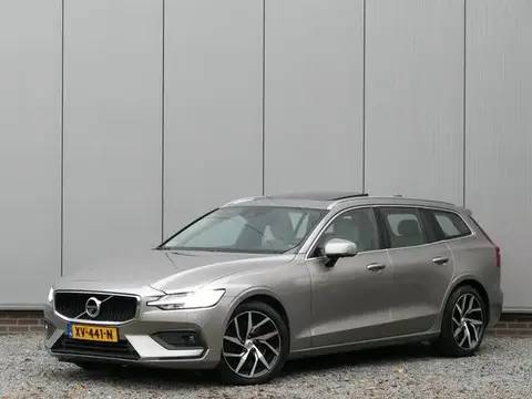 Annonce VOLVO V60 Essence 2019 d'occasion 