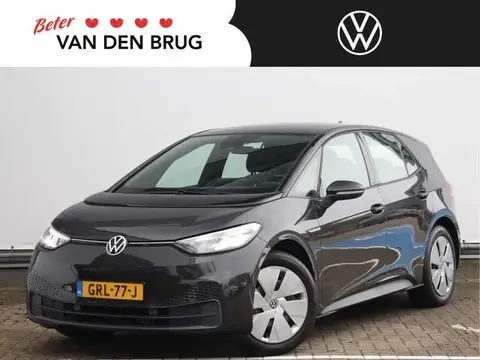 Used VOLKSWAGEN ID.3 Electric 2021 Ad 