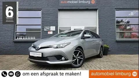 Used TOYOTA AURIS Hybrid 2017 Ad 