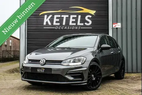 Used VOLKSWAGEN GOLF Petrol 2018 Ad 