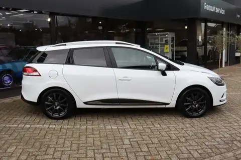 Used RENAULT CLIO Petrol 2018 Ad 