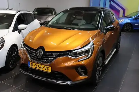 Used RENAULT CAPTUR Hybrid 2021 Ad 