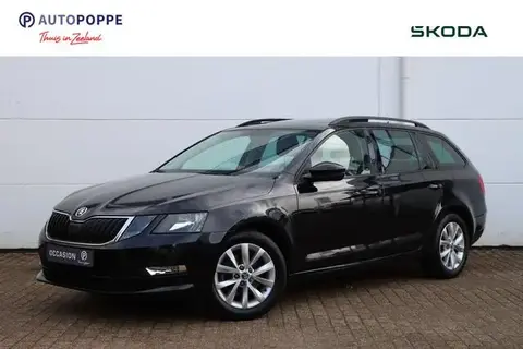 Used SKODA OCTAVIA Petrol 2017 Ad 