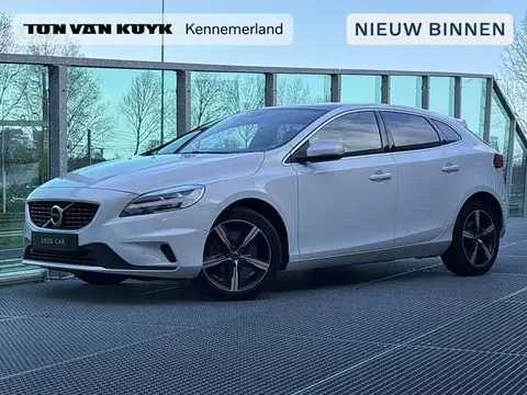 Annonce VOLVO V40 Essence 2019 d'occasion 