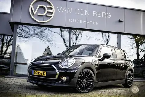 Used MINI CLUBMAN Petrol 2018 Ad 