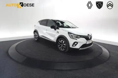 Used RENAULT CAPTUR Hybrid 2023 Ad 