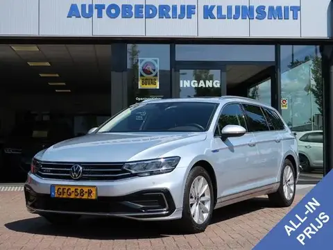 Used VOLKSWAGEN PASSAT Hybrid 2023 Ad 