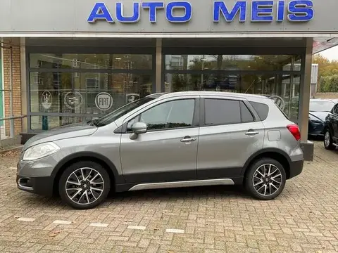 Used SUZUKI SX4 Petrol 2015 Ad 