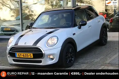 Used MINI COOPER Petrol 2015 Ad 