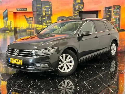 Used VOLKSWAGEN PASSAT Petrol 2020 Ad 