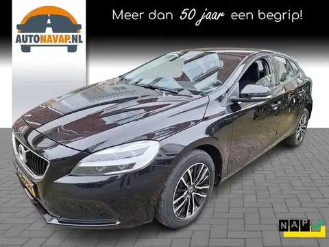 Annonce VOLVO V40 Essence 2019 d'occasion 